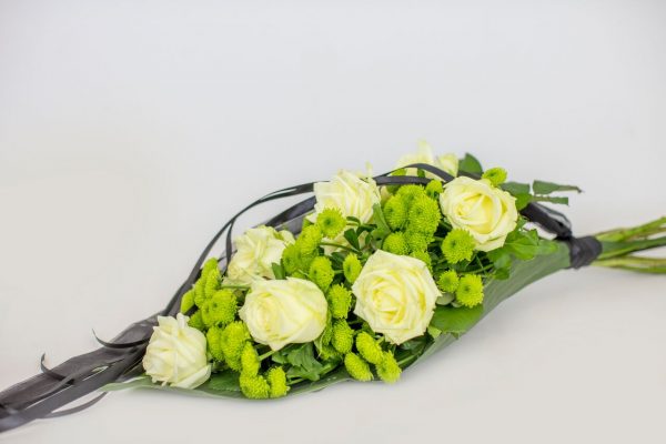 Käsileinakimp rohelise valgega - Kolm lille lillepood