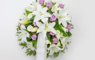 Matusepärg kuuseoksal - Kolm Lille lillepood